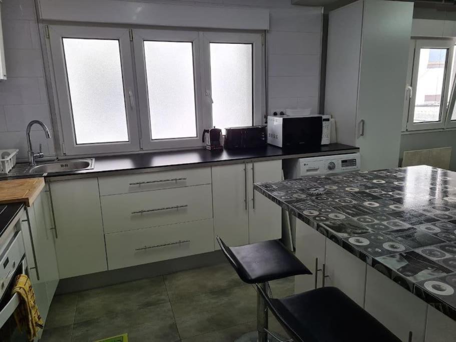 A Un Paso De La Playa, Amplio Apartamento Gijón Extérieur photo